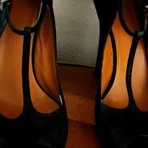 Gucci Stiletto Open-Toe TStrap MaryJanes